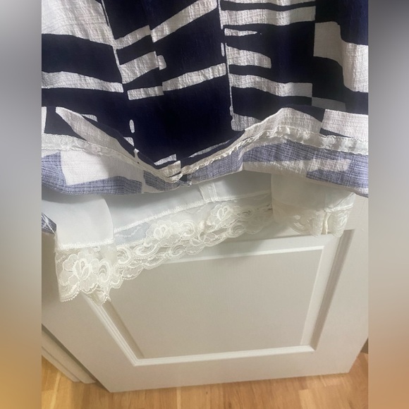 Trina Turk Navy & White Dress Sz 12 - Picture 5 of 10